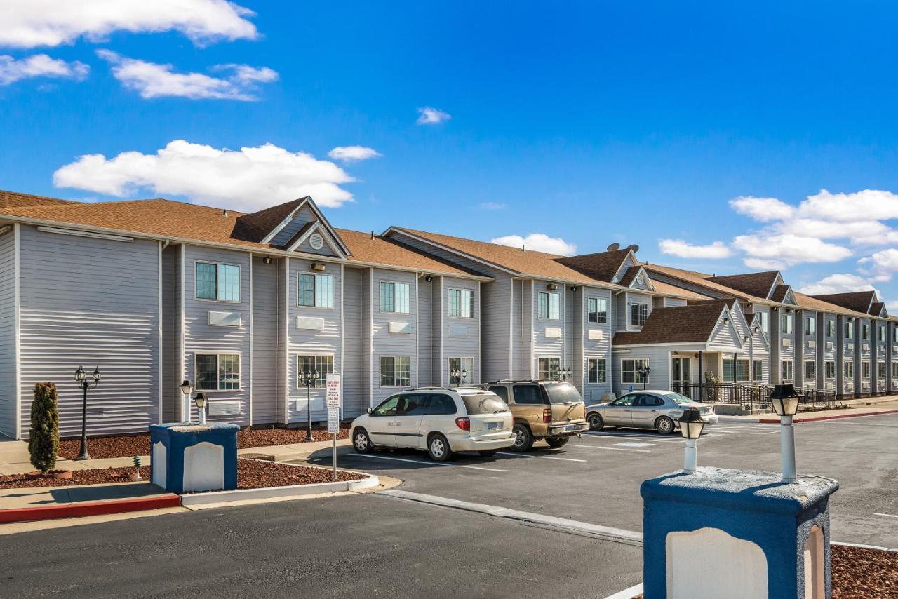 Quality Inn & Suites Near Nas Fallon Exterior foto